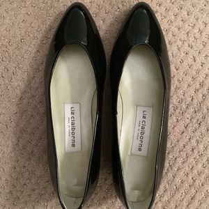 Liz Claiborne Vintage Heels size 6 like new
